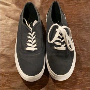 American Eagle shoes